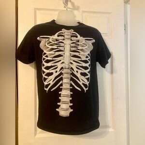 Men’s black skeleton tahirt